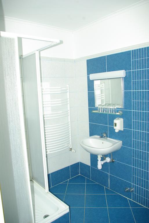 Salgo Hotel Salgótarján Pokoj fotografie